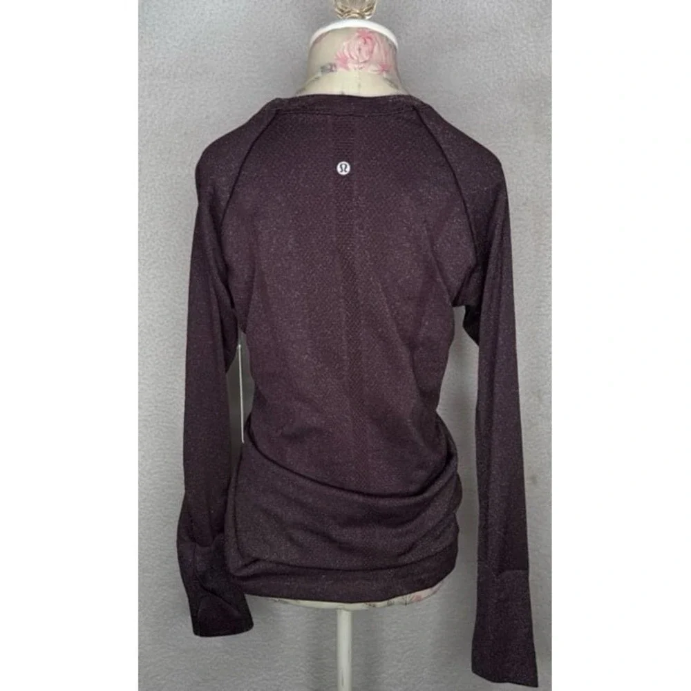 Swiftly Tech Long-Sleeve Shirt 2.0 Hip Length 10 Balck Plum/Rainbow‎ Lurex NWT